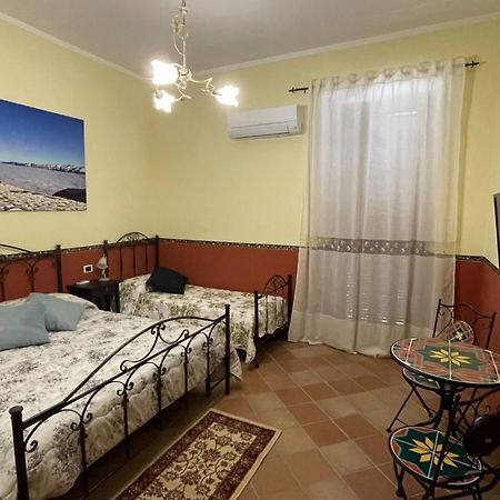 苏尔莫纳Casa Vacanze Da Anna公寓 外观 照片